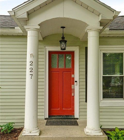 Listing photo 3