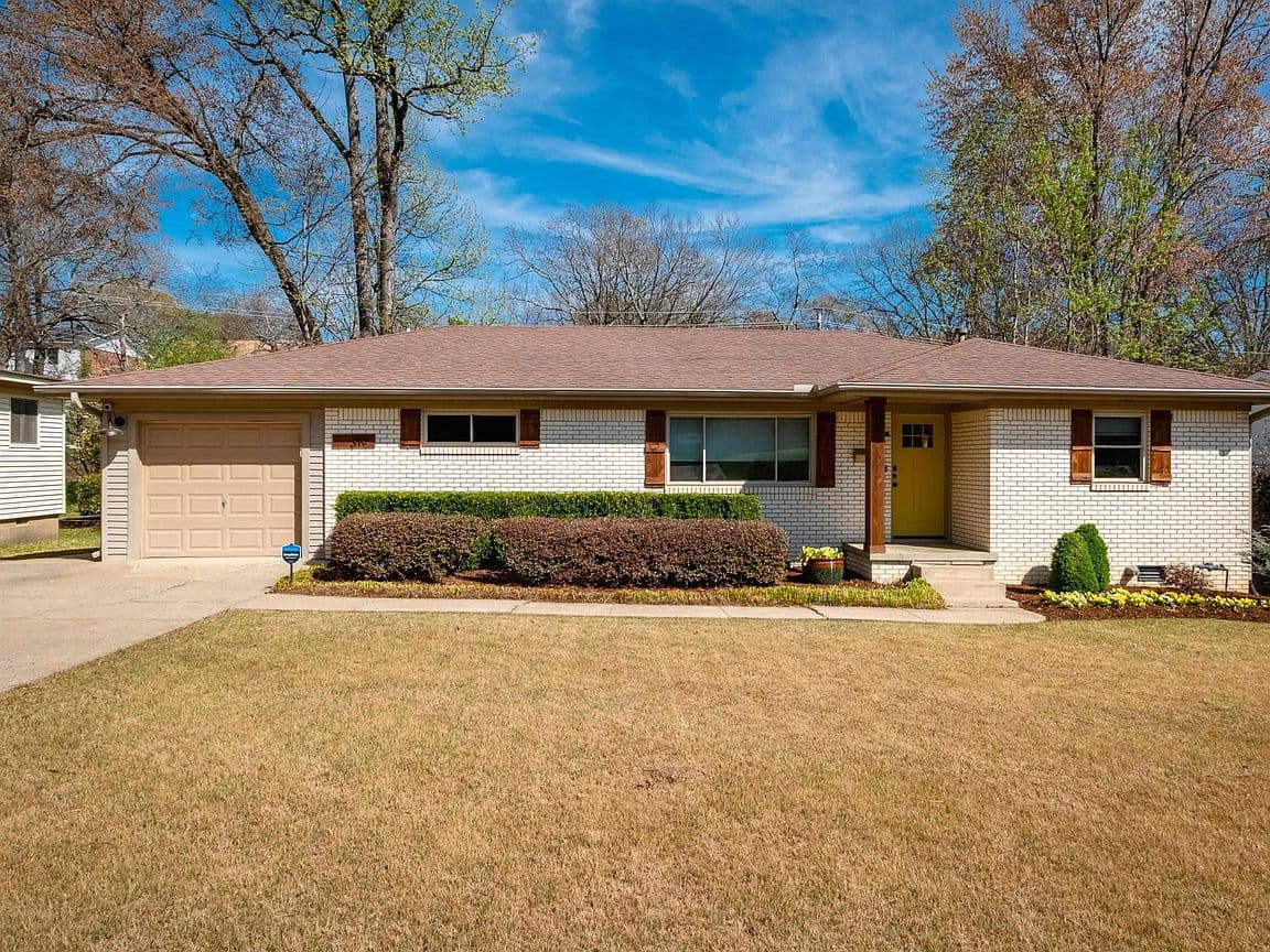Primary listing photo