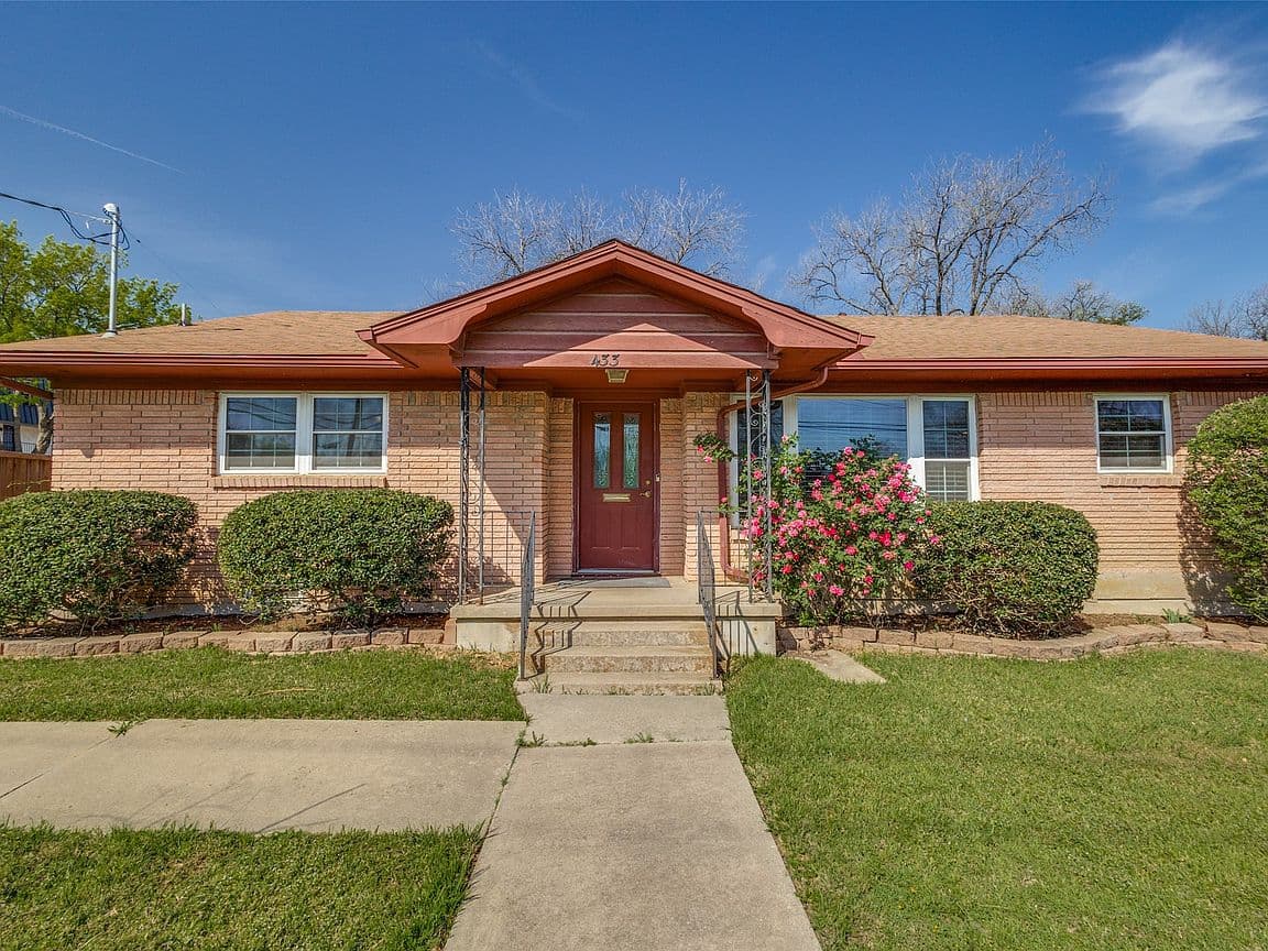 Primary listing photo