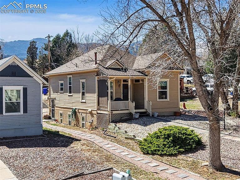 Listing photo 4