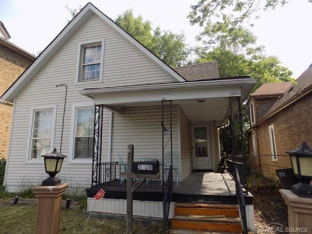 Primary listing photo