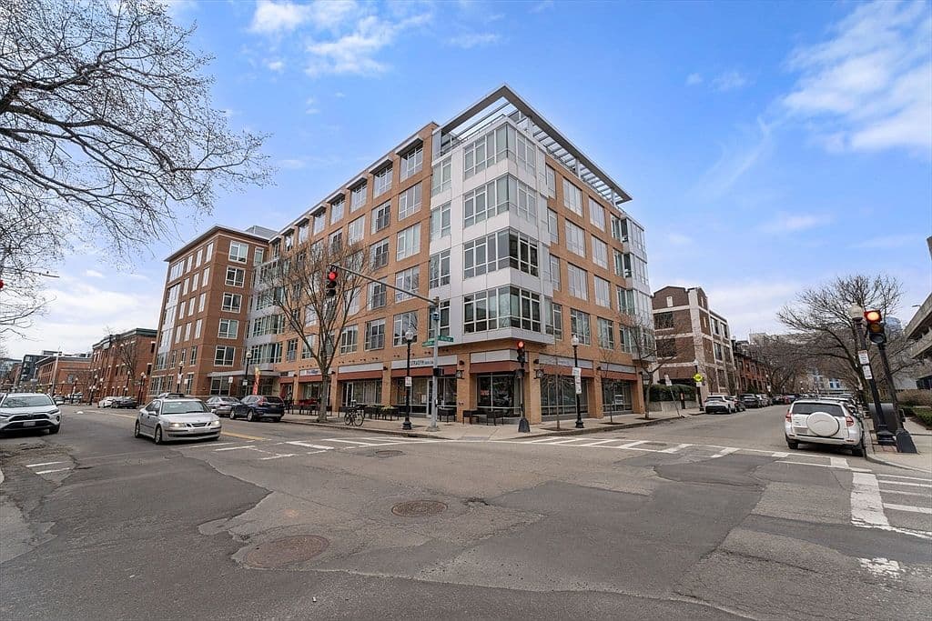Primary listing photo