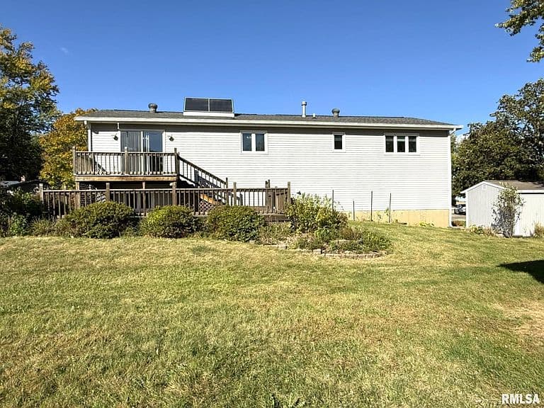 Listing photo 4