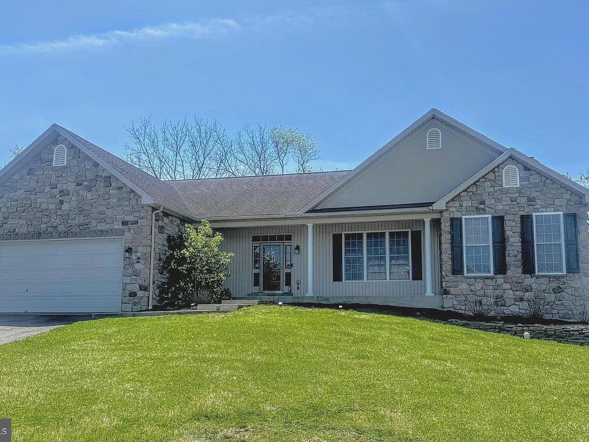 Primary listing photo