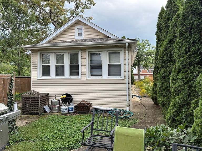 Listing photo 5