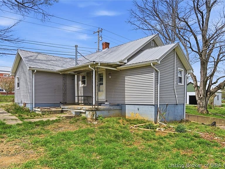 Listing photo 5