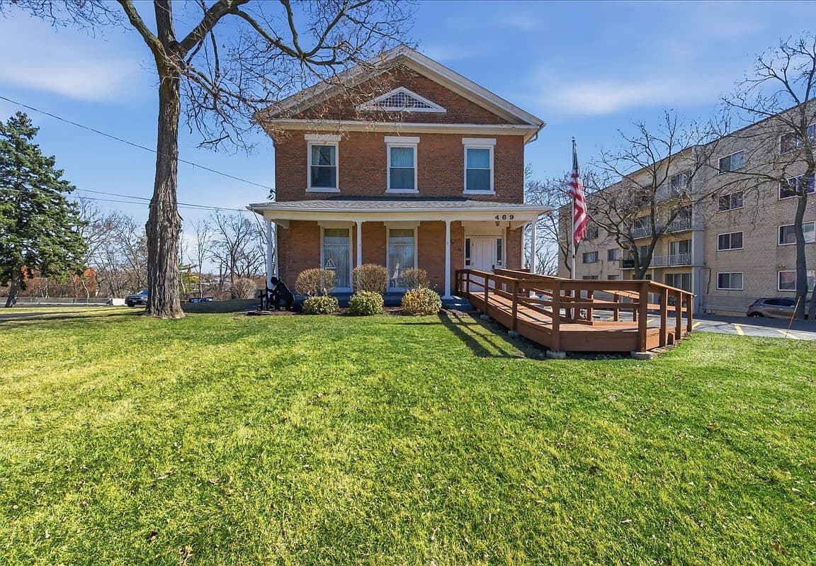 Primary listing photo