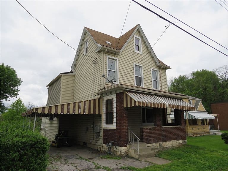 Listing photo 3
