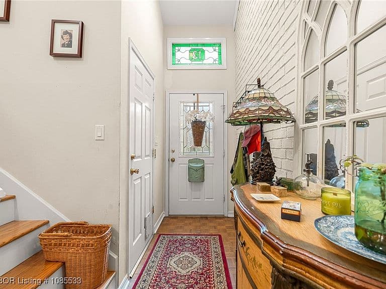 Listing photo 4