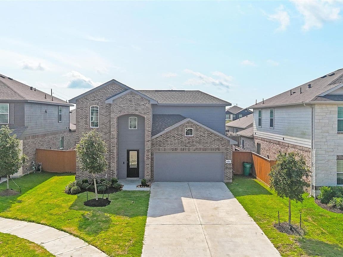 Primary listing photo