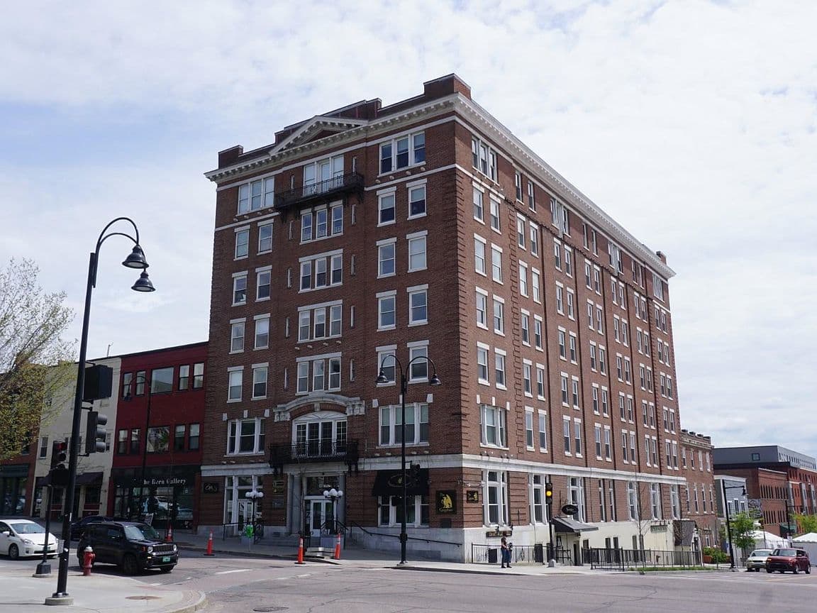 Primary listing photo