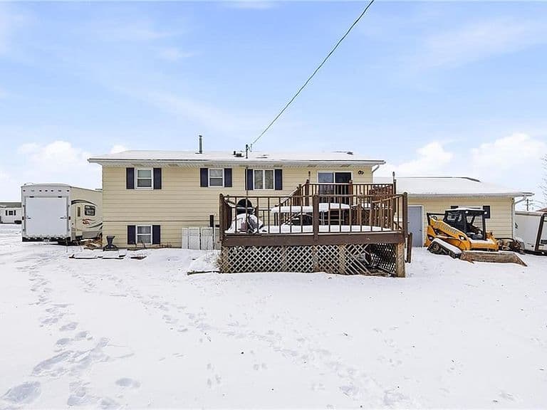 Listing photo 4