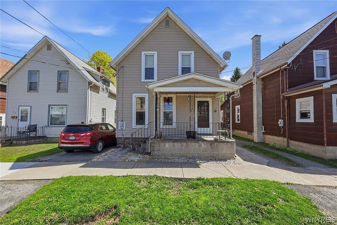 Primary listing photo