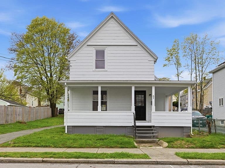 Listing photo 2