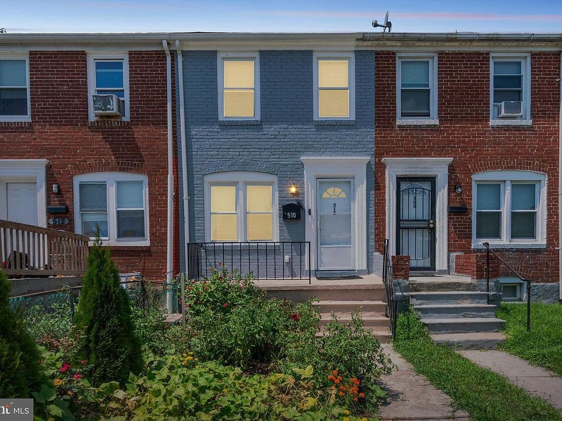Primary listing photo