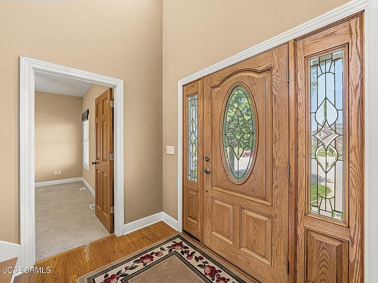 Listing photo 5