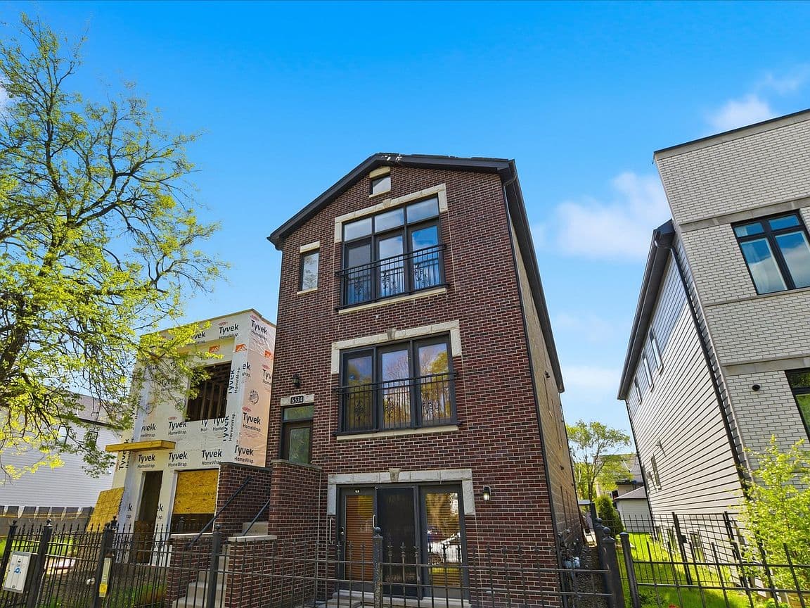 Primary listing photo