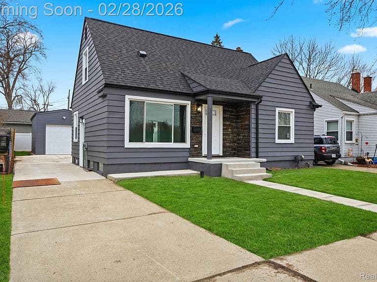Listing photo 3