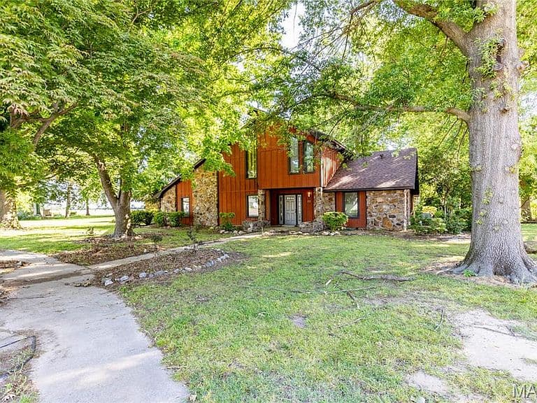 Listing photo 4