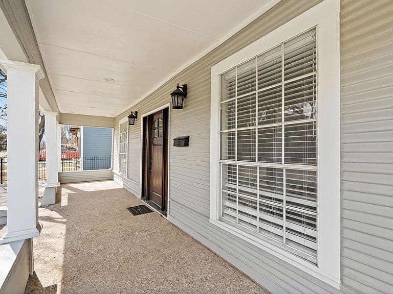 Listing photo 4
