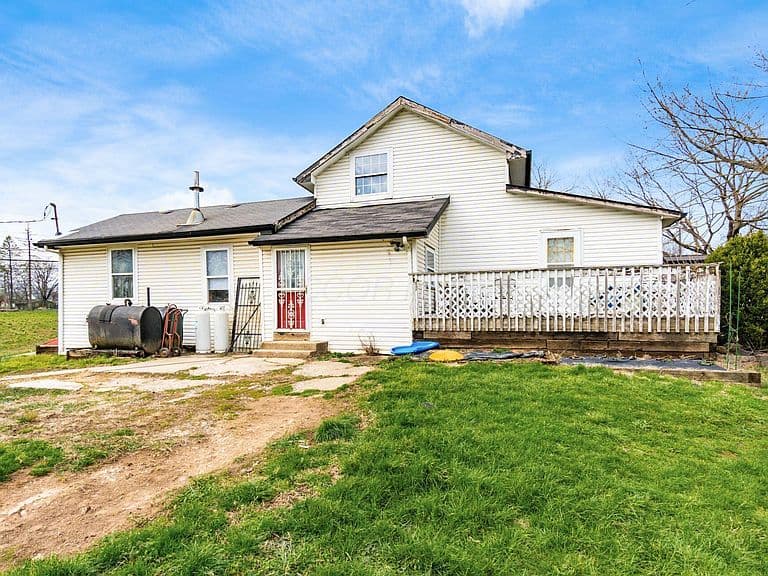 Listing photo 5
