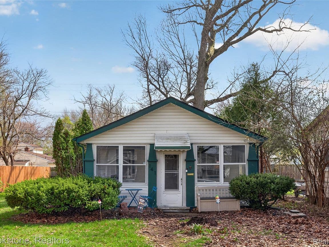 Primary listing photo