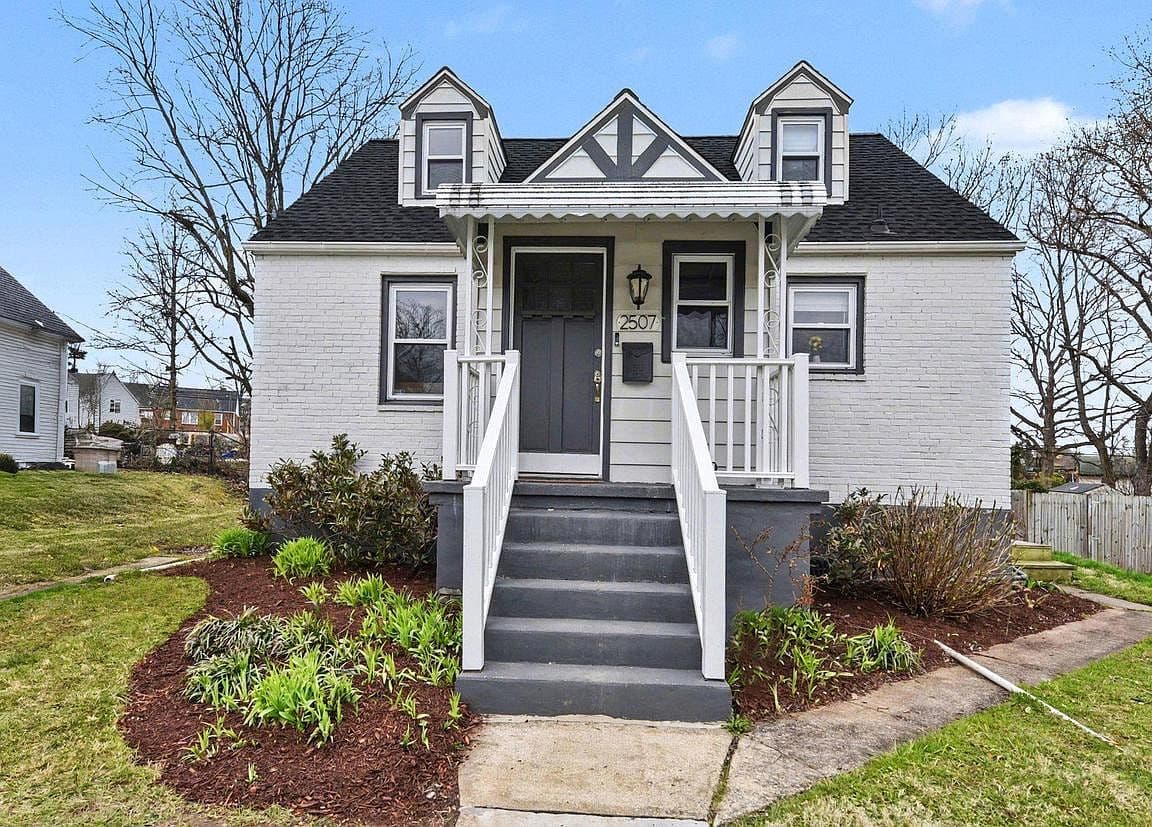 Primary listing photo