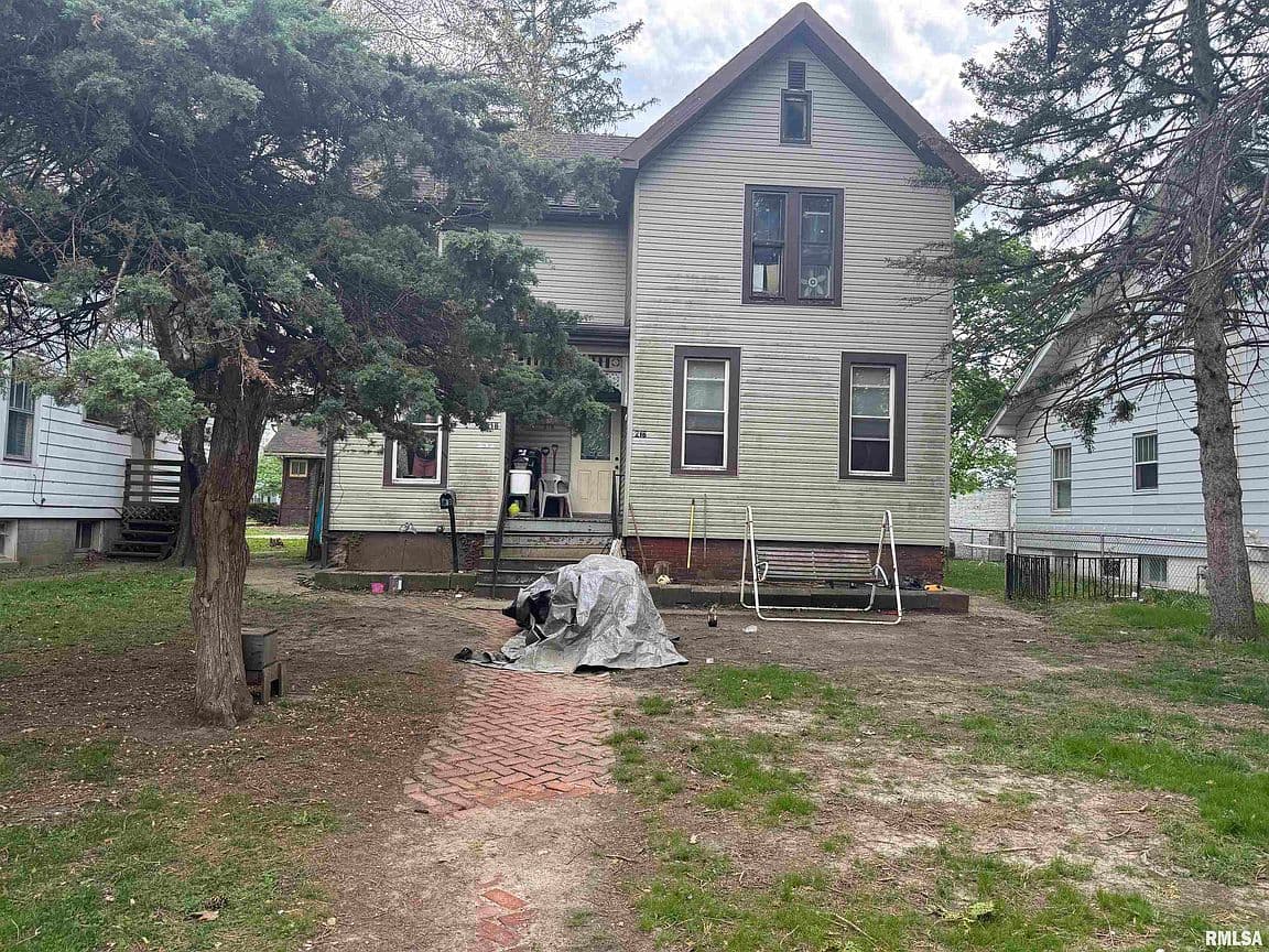 Primary listing photo