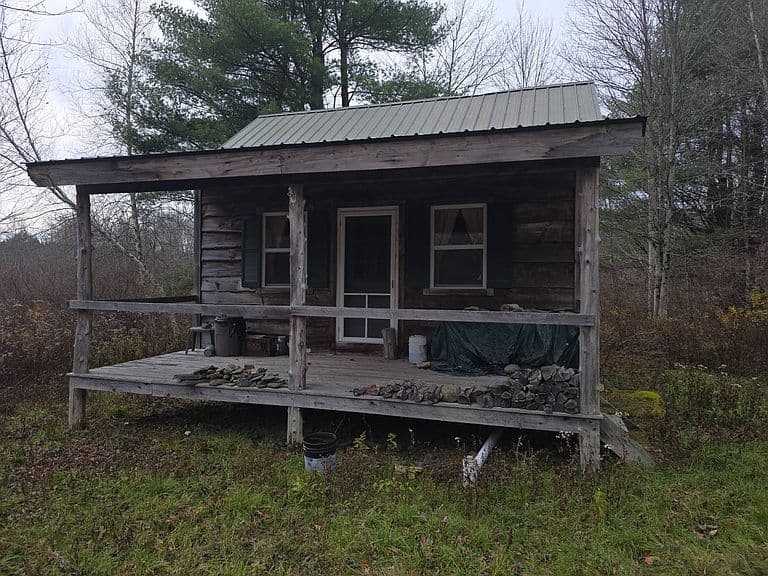 Listing photo 2