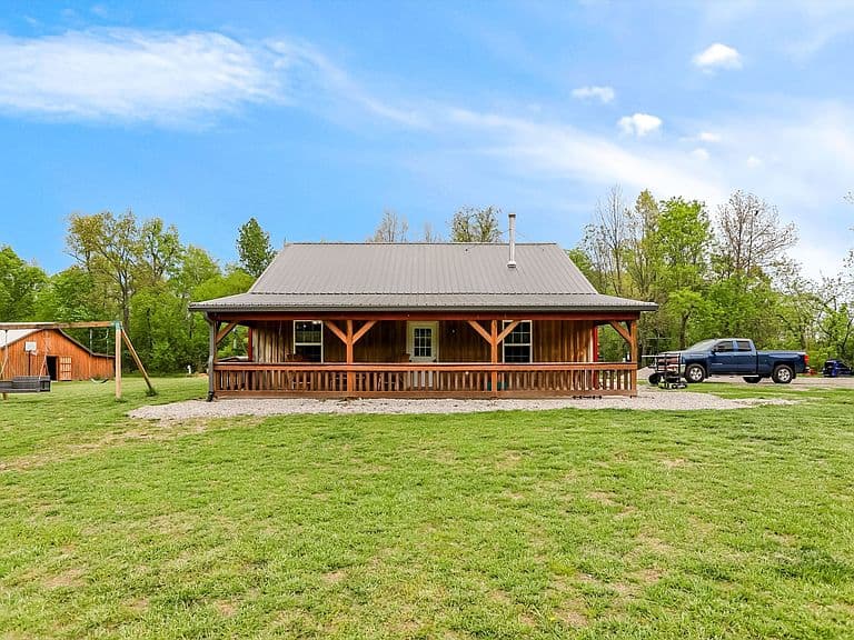 Listing photo