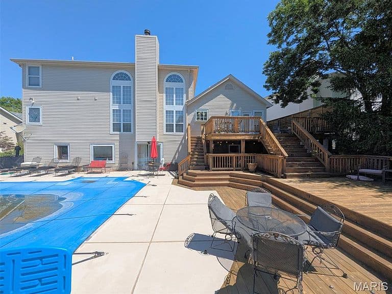 Listing photo 4