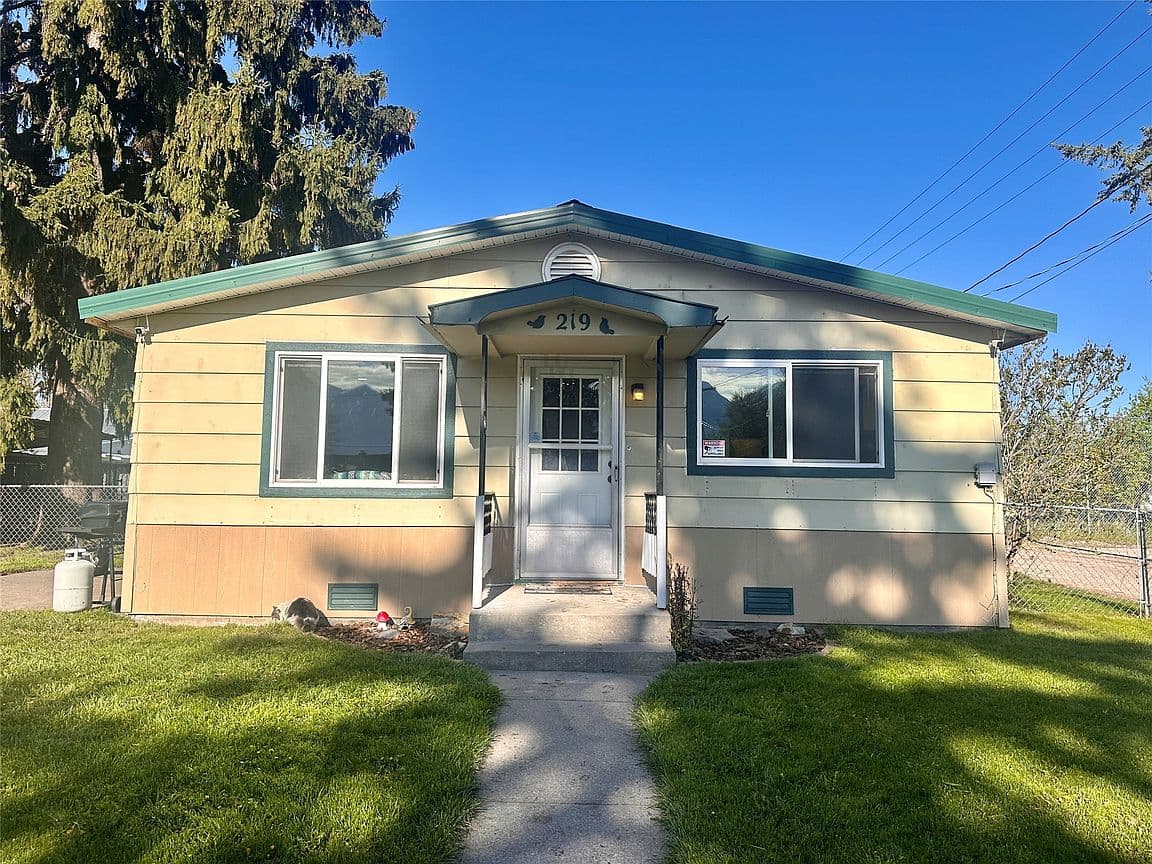 Primary listing photo