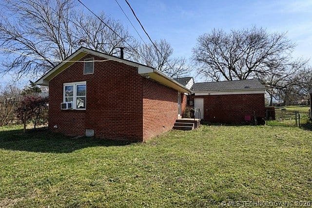 Listing photo 3