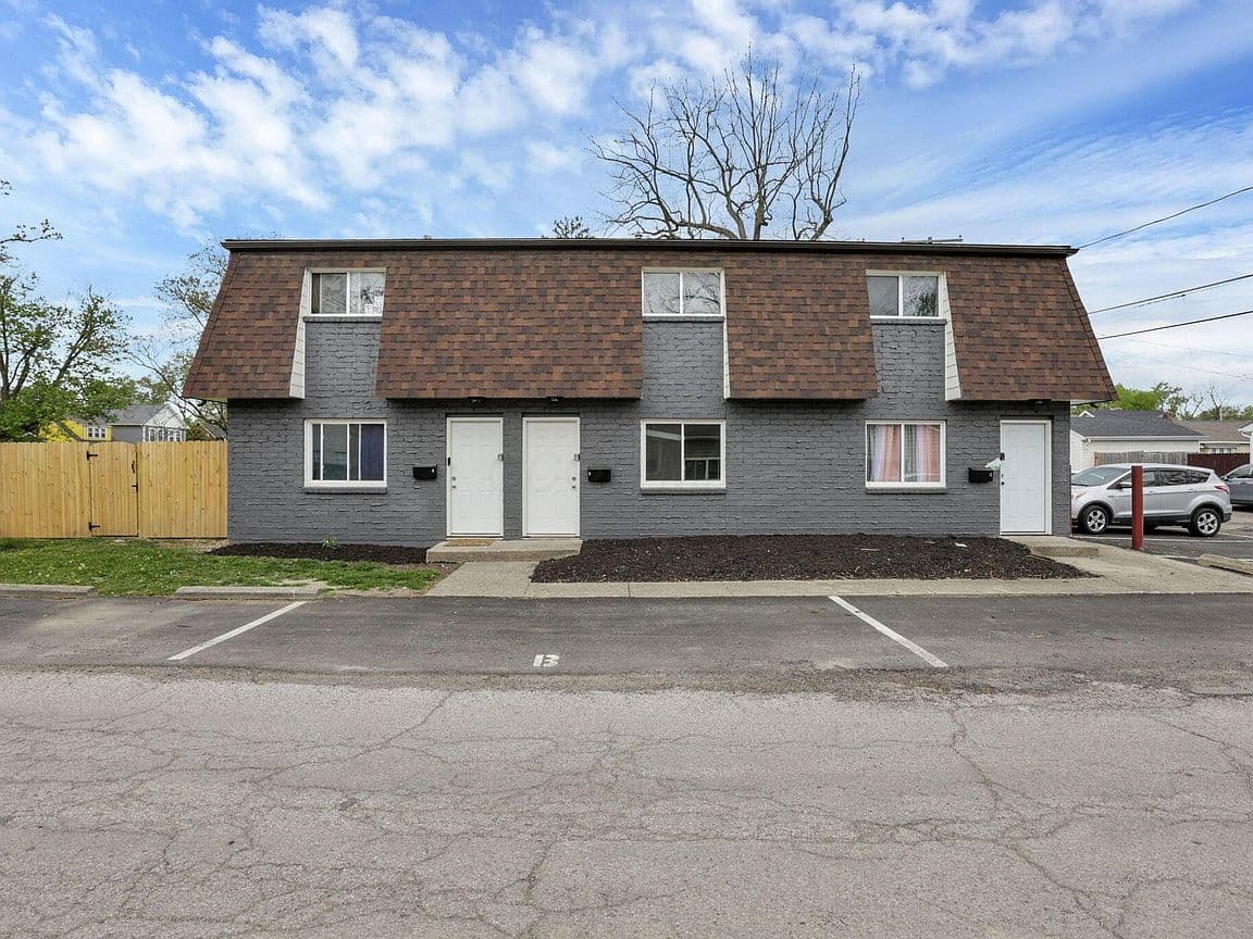 Primary listing photo