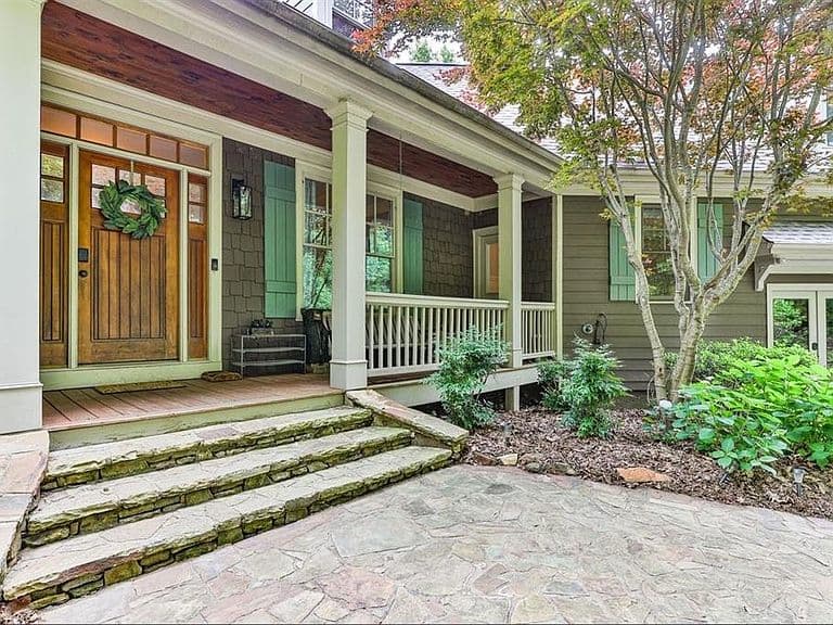 Listing photo 4