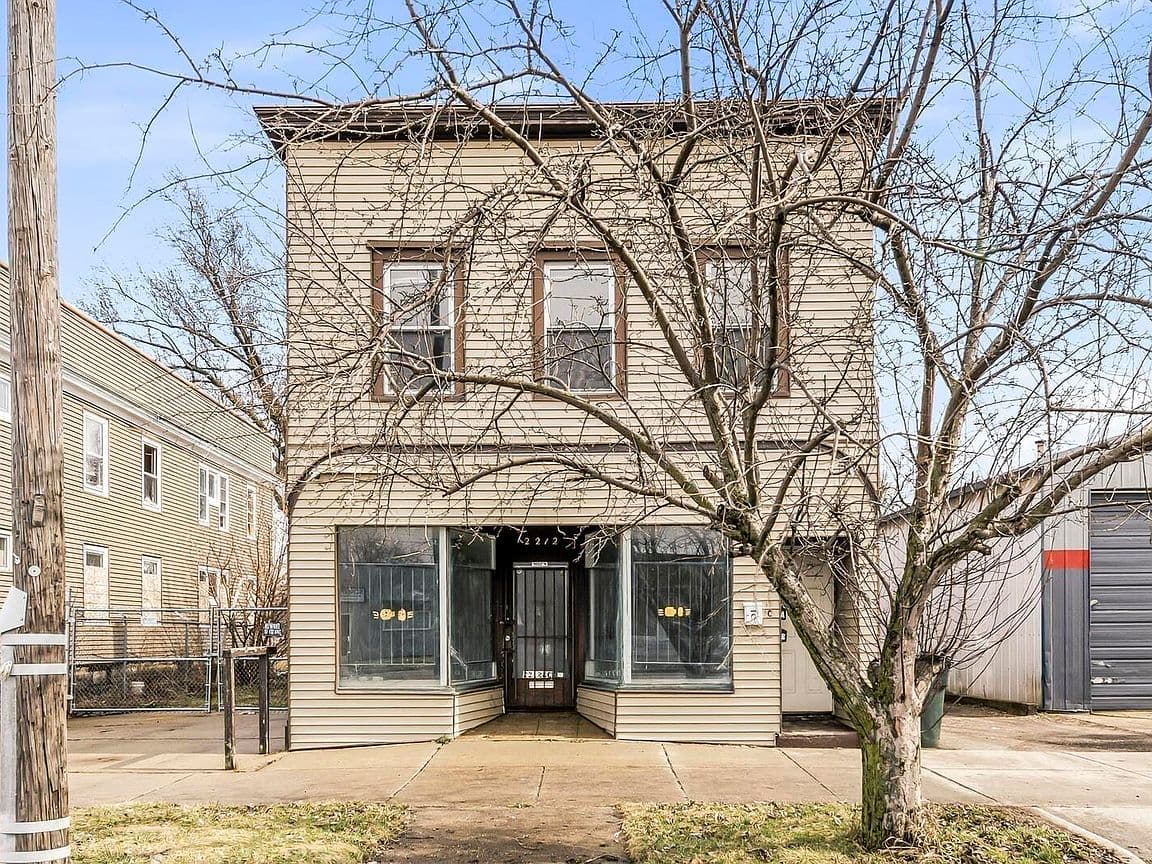 Primary listing photo