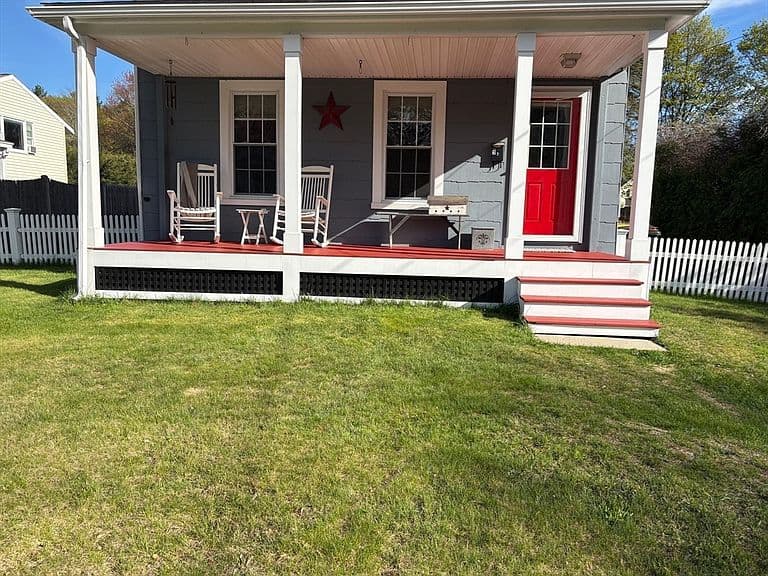 Listing photo 5