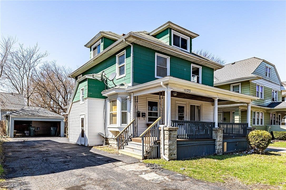 Primary listing photo