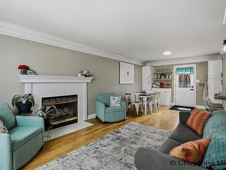 Listing photo 4