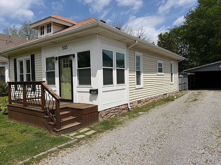Listing photo 4