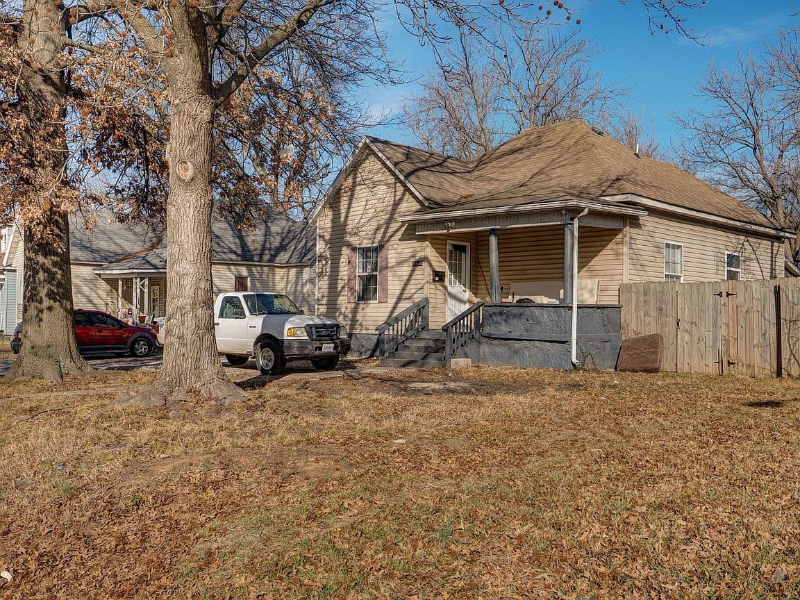 Primary listing photo