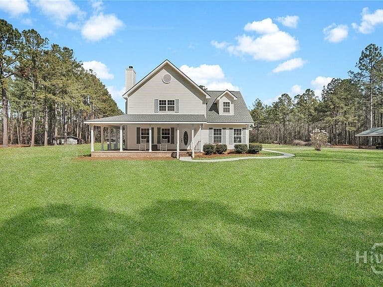 Listing photo 3