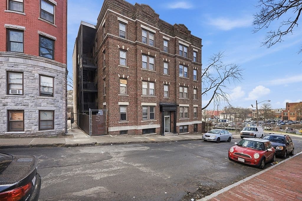 Primary listing photo
