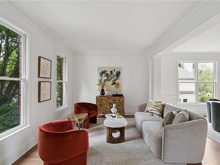 Listing photo 5