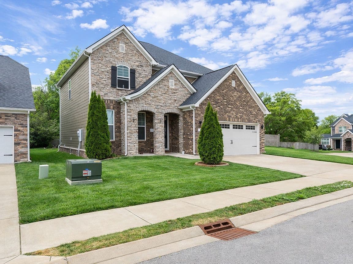 Primary listing photo