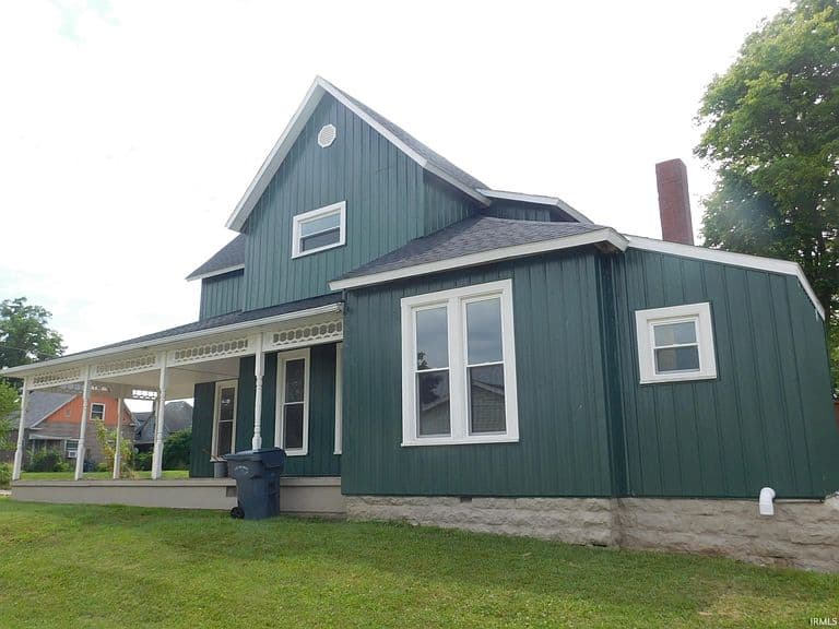 Listing photo 3
