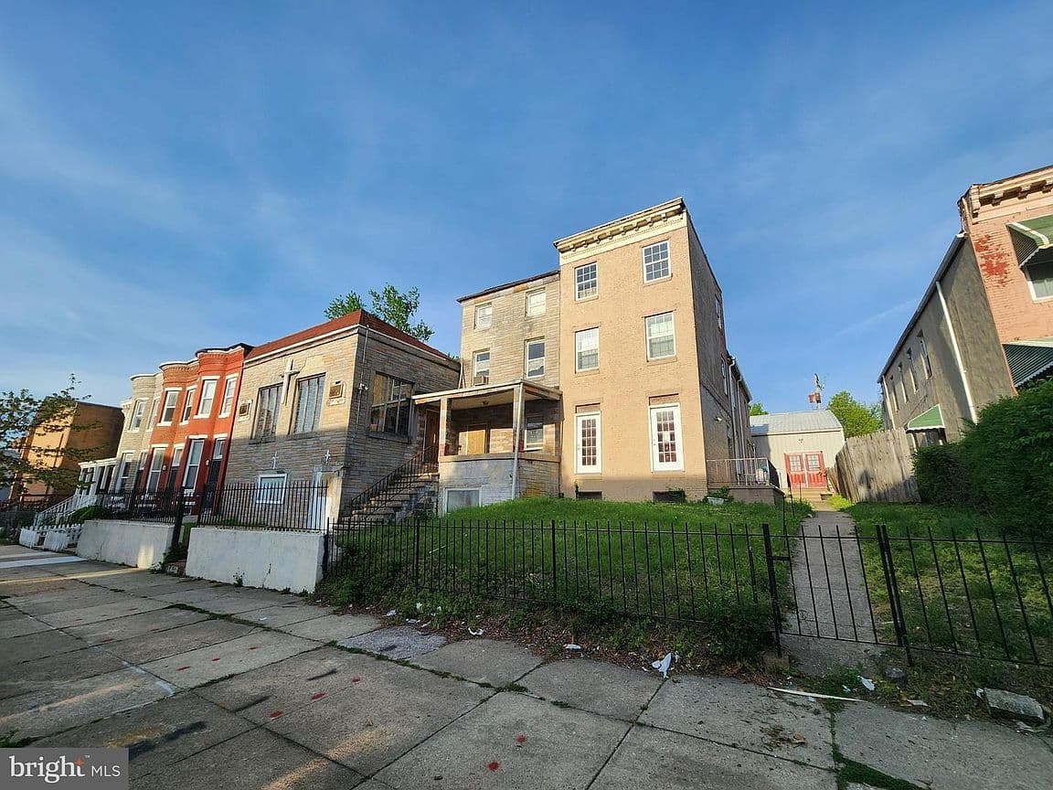 Primary listing photo