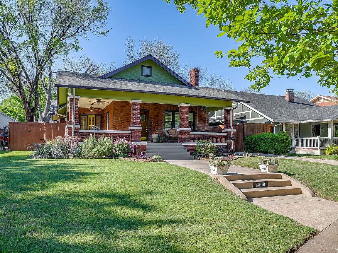Primary listing photo