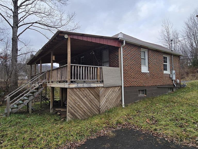 Listing photo 5