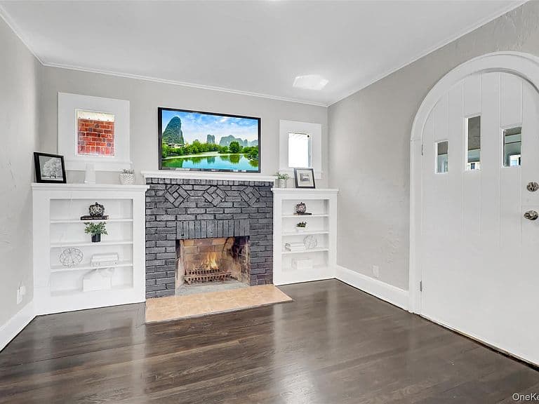 Listing photo 4